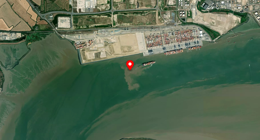 Port image
