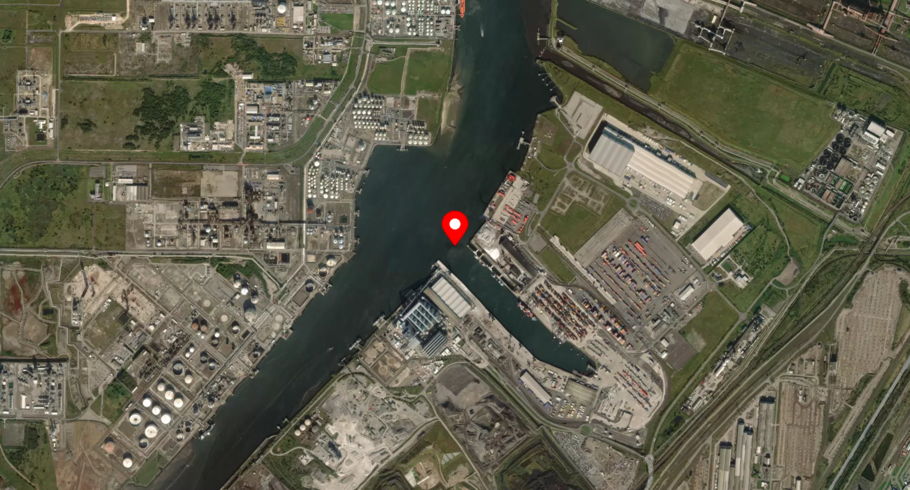 Port image