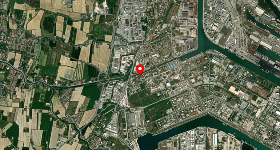 Port image