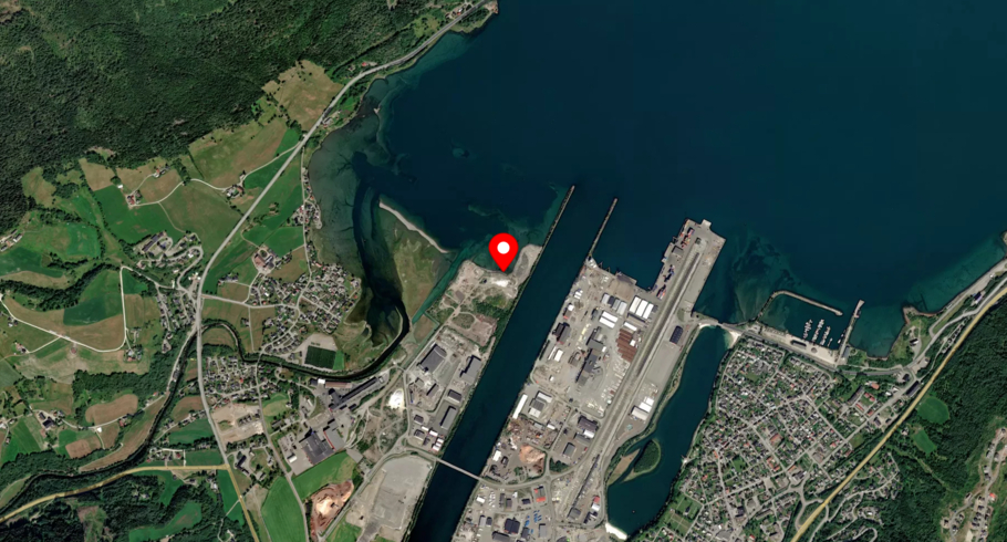 Port image