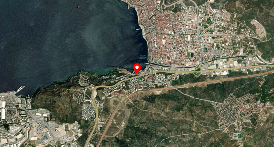 Port image